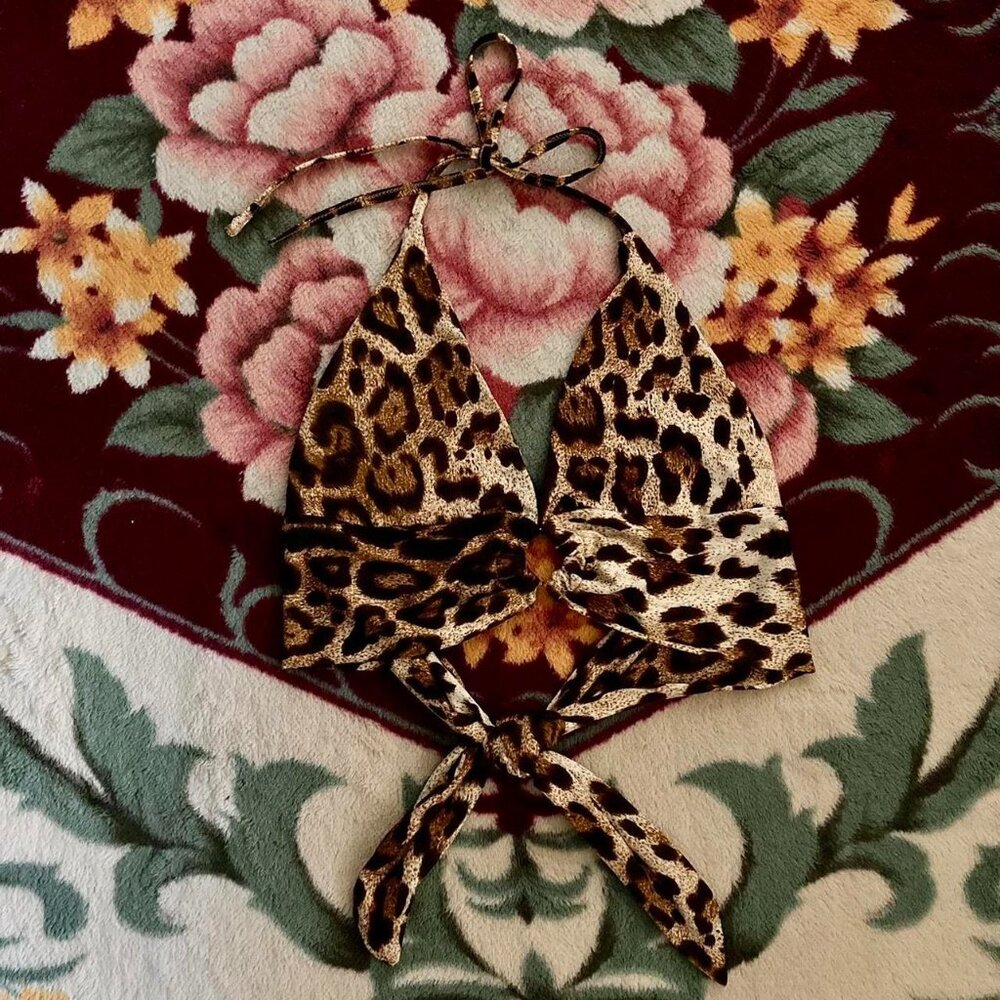 Romwe crop, size small, club wear Halter top, animal print blouse, sexy backless